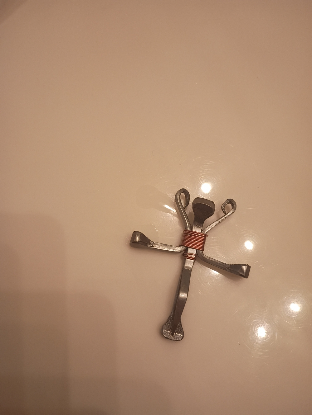 Men's Nail Art Cross Keychain with Copper Wire Accent